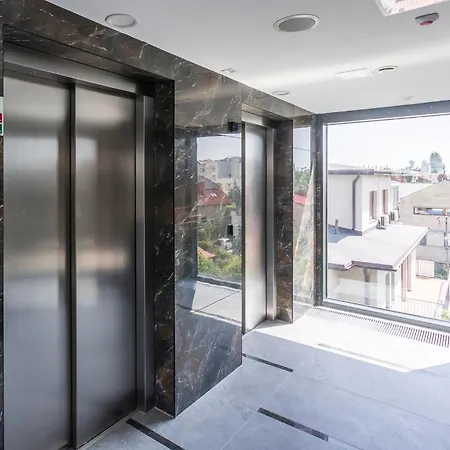 Enjoy! Pileckiego Apartment Warsaw Exterior photo